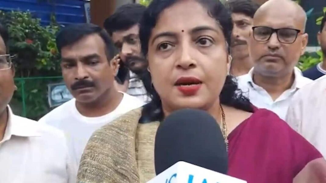 बिहार बांकीपुर उपचुनाव: राजद ने रेखा गुप्ता को नामित किया, प्रशांत किशोर की अटकलें खत्म हुईं
